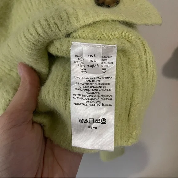 Urban Outfitters Thea‎ Fuzzy Cardigan - Picture 6 of 6